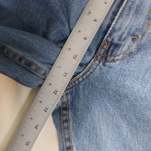 Levi Strauss 550 Relaxed Fit Jeans Mens W38 L30 Light Wash Denim Pants - Picture 4 of 7